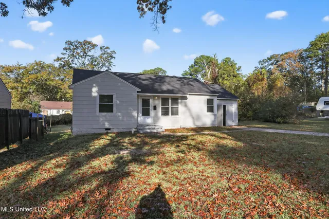 $74,900 | 4875 Churchill Drive, Jackson, MS 39206