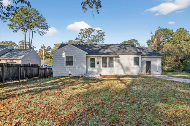 $74,900 | 4875 Churchill Drive, Jackson, MS 39206