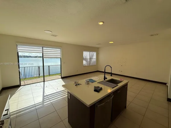 $3,750 | 15955 Northwest 91st Court, Unit 15955, Miami Lakes, FL 33018