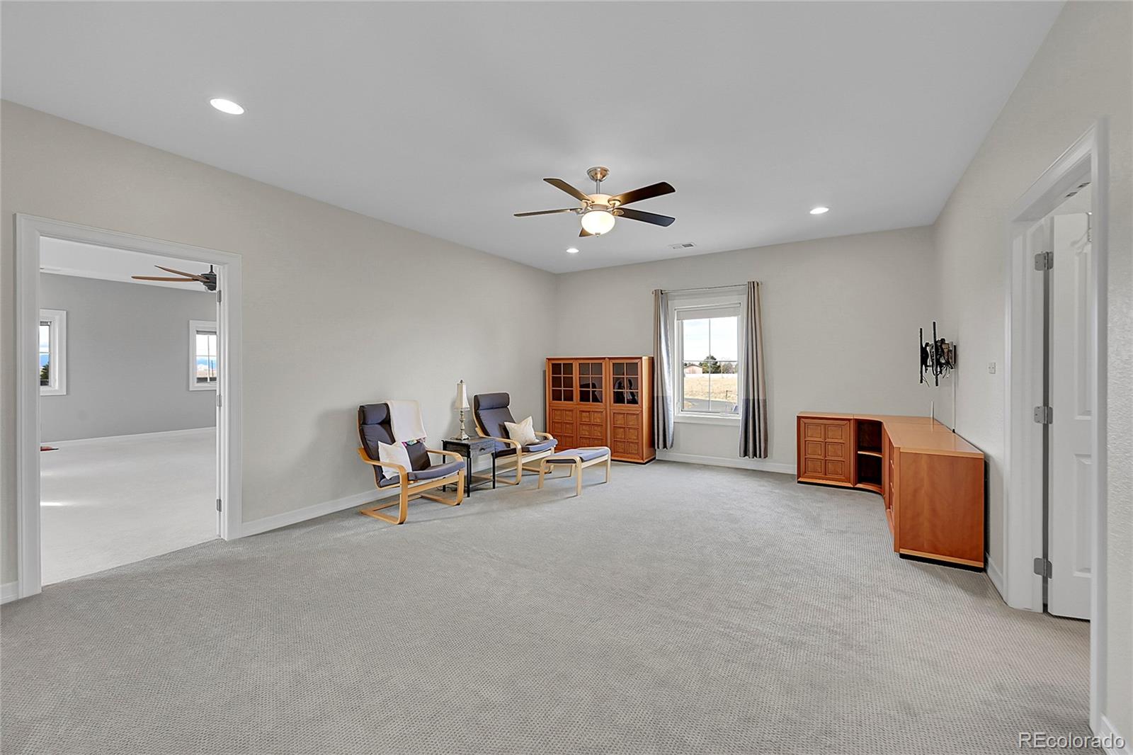 1012 South Addison Way Aurora, CO 80018 - Photo 18 of 46