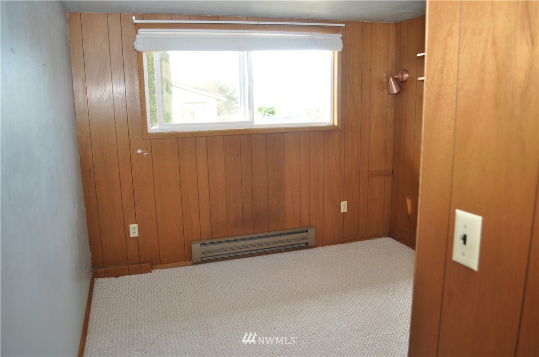 8626 Vashon View Southwest Seattle, WA 98136 - Photo 17 of 25 Gallery Image 17