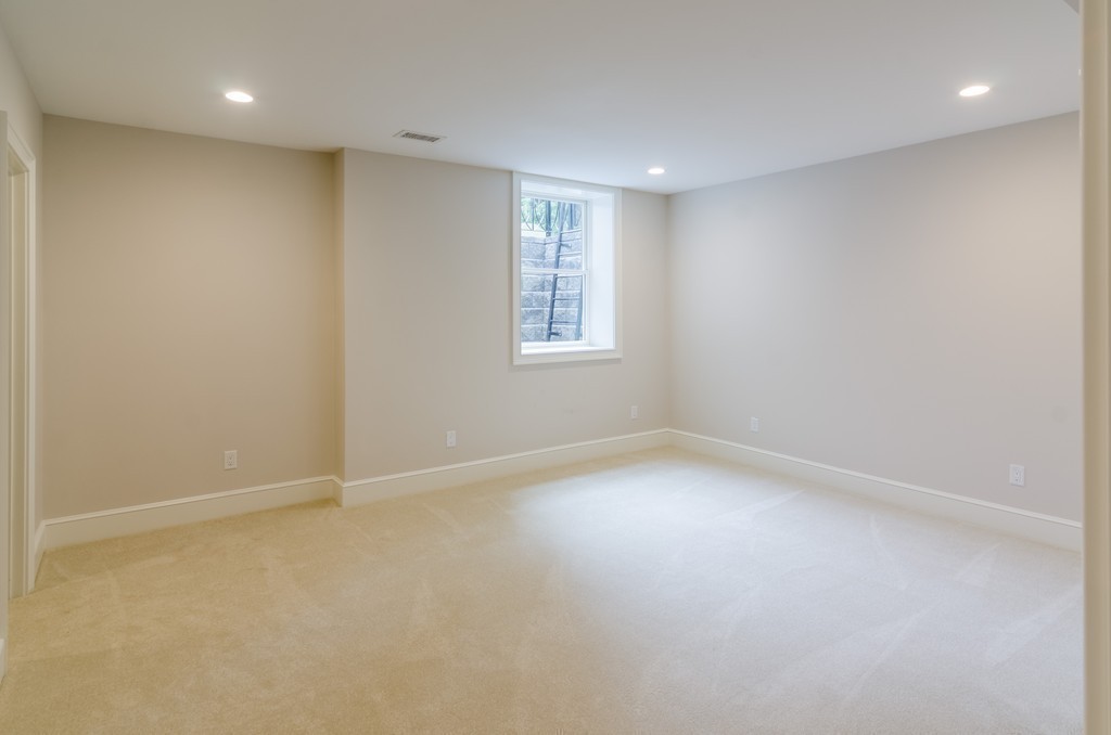 32 Littlefield Road Newton, MA 02459 - Photo 20 of 29