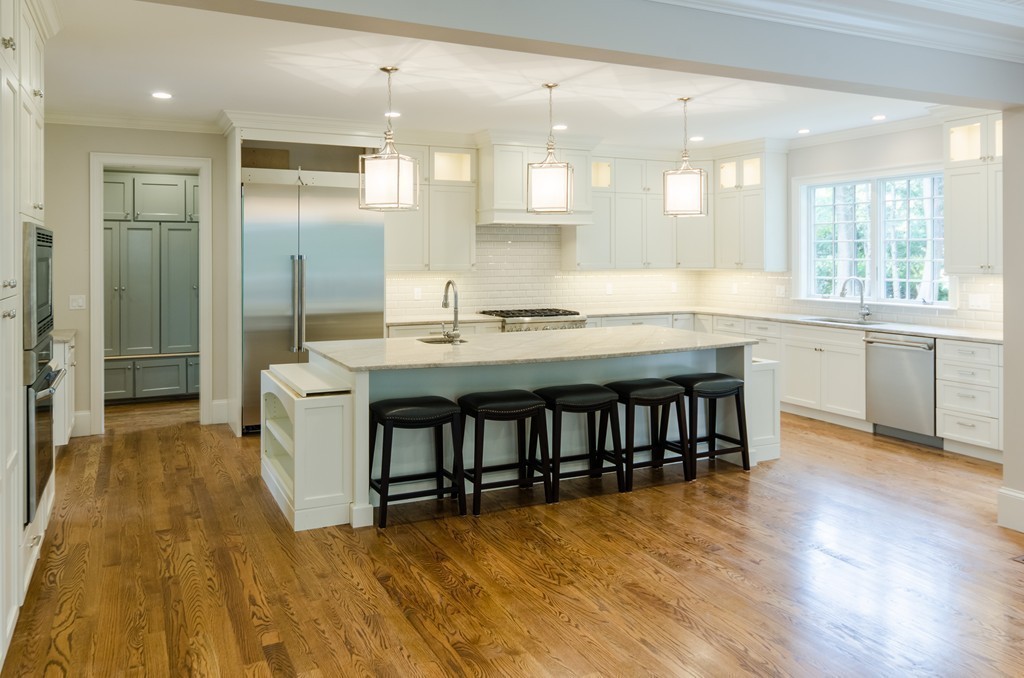 32 Littlefield Road Newton, MA 02459 - Photo 7 of 29