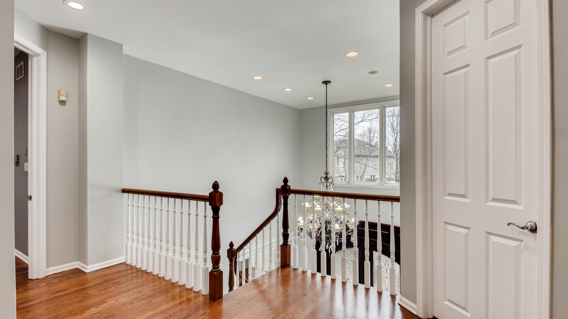 28 Riverside Drive Deerfield, IL 60015 - Photo 17 of 31 Gallery Image 17