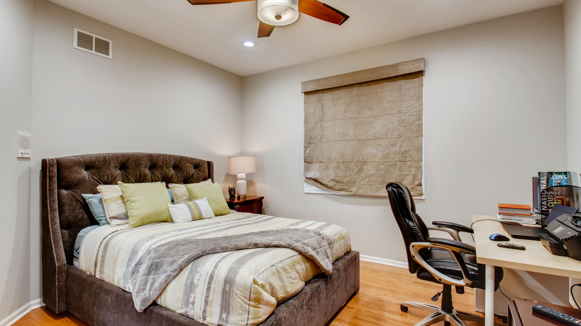 28 Riverside Drive Deerfield, IL 60015 - Photo 23 of 31 Gallery Image 23