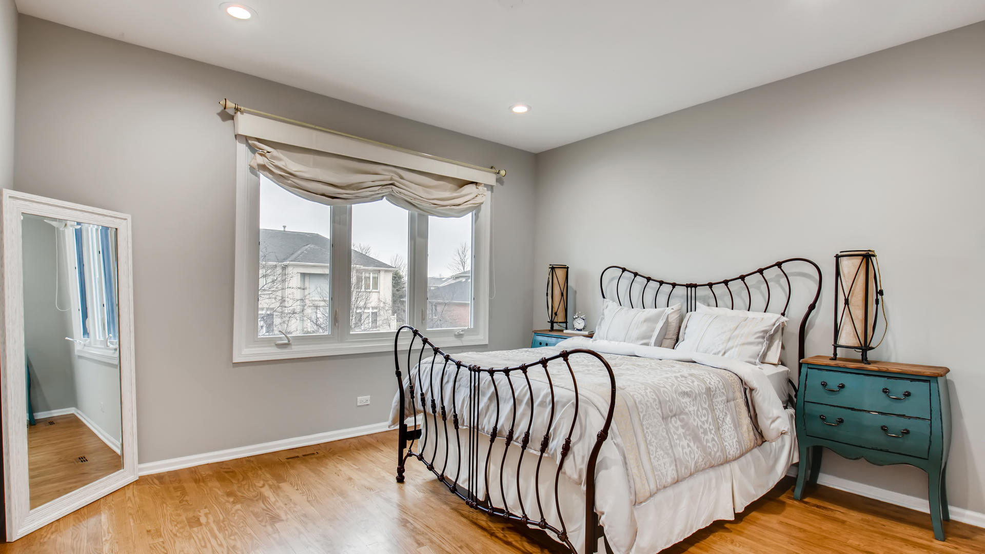 28 Riverside Drive Deerfield, IL 60015 - Photo 24 of 31 Gallery Image 24