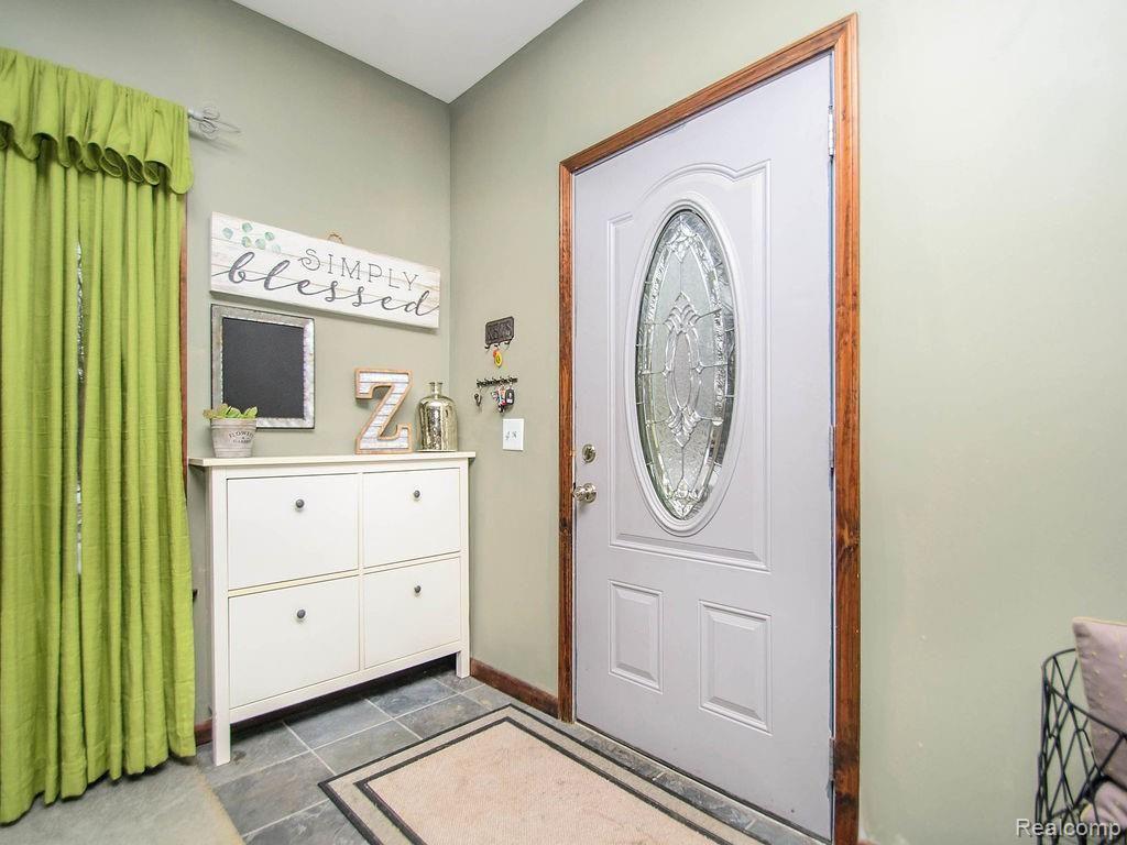 42856 Willis Road Belleville, MI 48111 - Photo 22 of 53 021_4.jpg