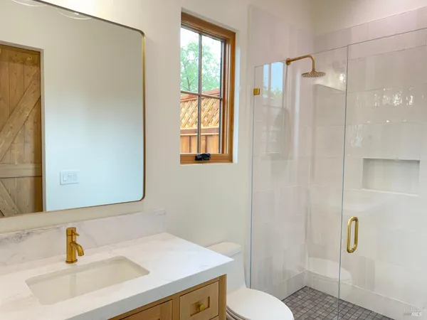 $2,998,000 | 670 Oak Lane, Sonoma, CA 95476