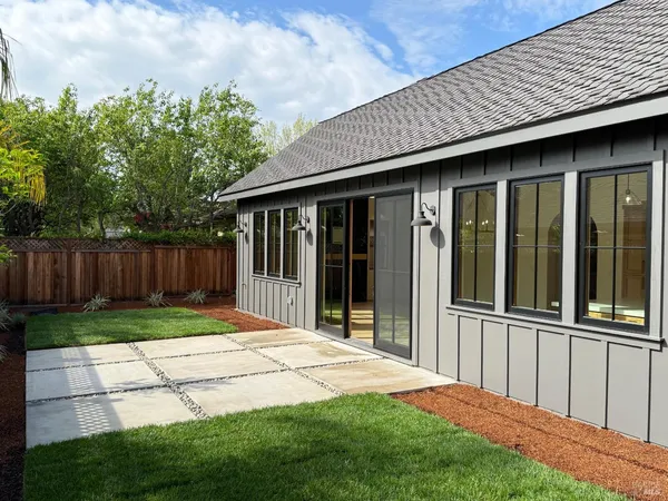 $2,998,000 | 670 Oak Lane, Sonoma, CA 95476