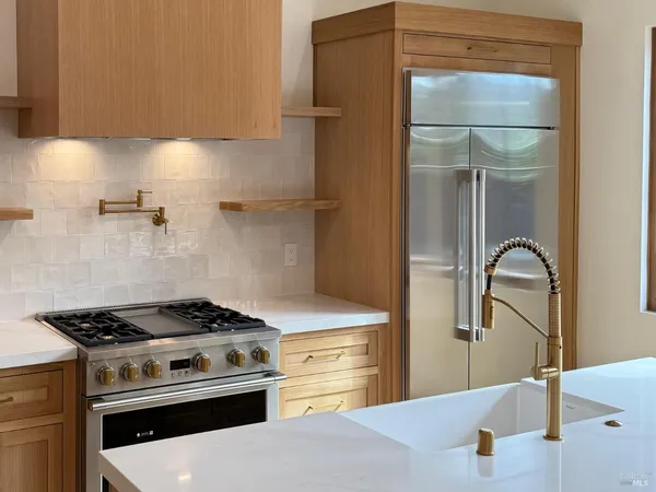 $2,998,000 | 670 Oak Lane, Sonoma, CA 95476