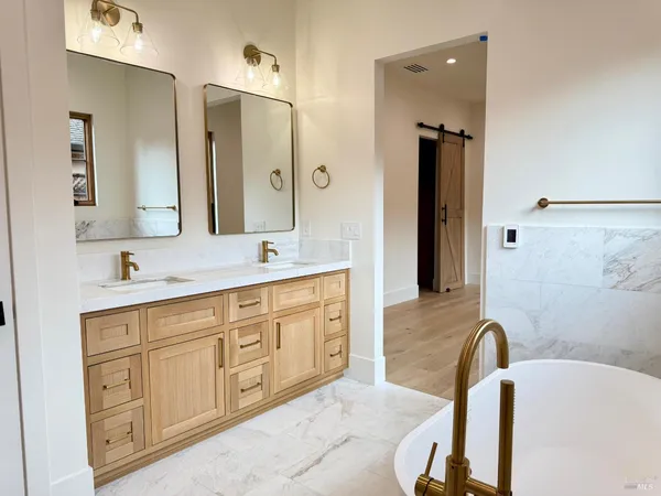 $2,998,000 | 670 Oak Lane, Sonoma, CA 95476