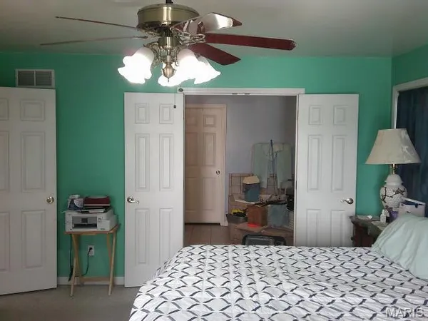 $529,000 | 13670 Mammoth Road, De Soto, MO 63020