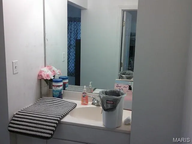 $529,000 | 13670 Mammoth Road, De Soto, MO 63020