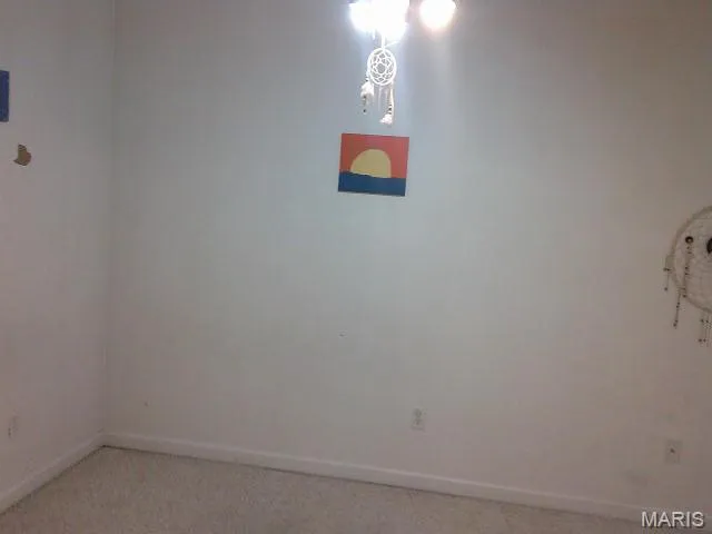 $529,000 | 13670 Mammoth Road, De Soto, MO 63020