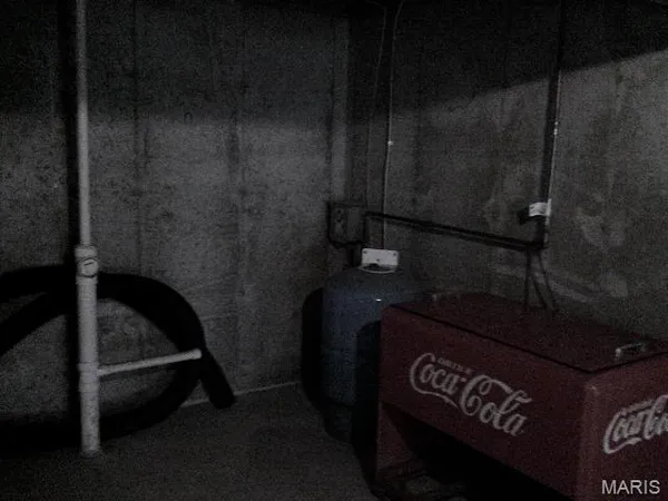 $529,000 | 13670 Mammoth Road, De Soto, MO 63020