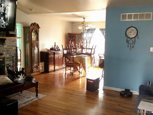 $529,000 | 13670 Mammoth Road, De Soto, MO 63020