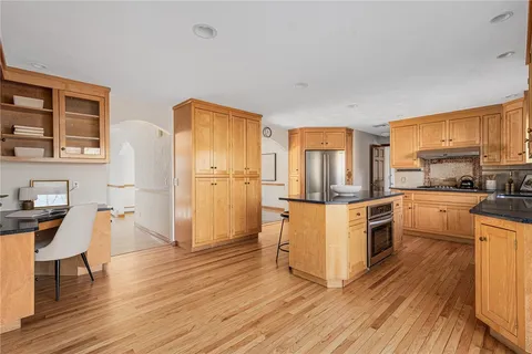 $795,000 | 20 Buckboard Drive, Cumberland, RI 02864