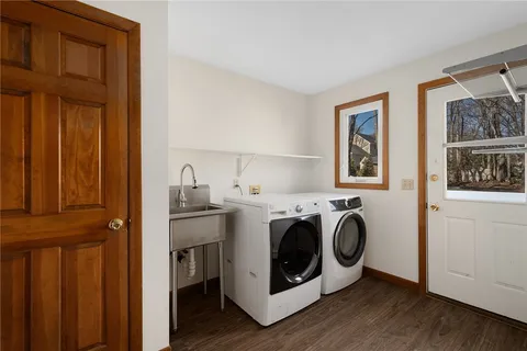 $795,000 | 20 Buckboard Drive, Cumberland, RI 02864