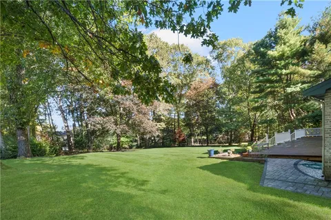 $795,000 | 20 Buckboard Drive, Cumberland, RI 02864