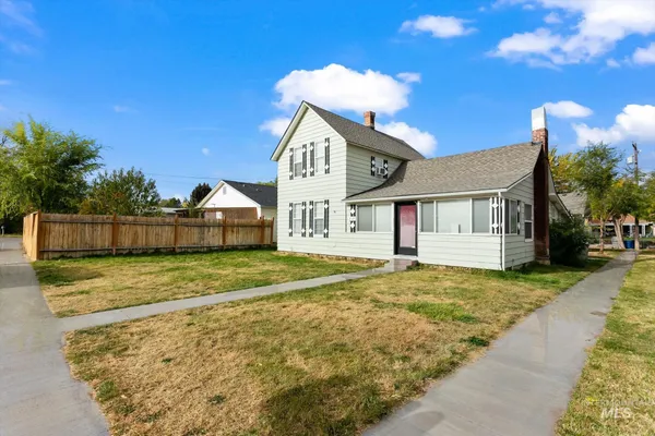 $575,000 | 219 24th Avenue South, Nampa, ID 83651