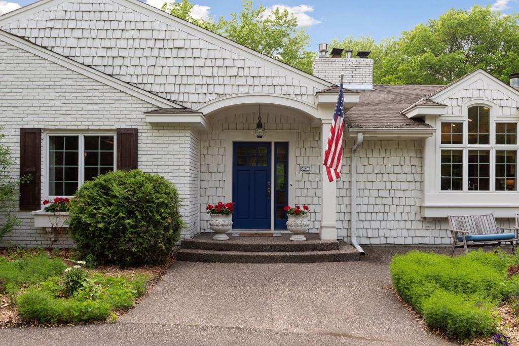 4030 Heathcote Road Deephaven, MN 55391 - Photo 2 of 50