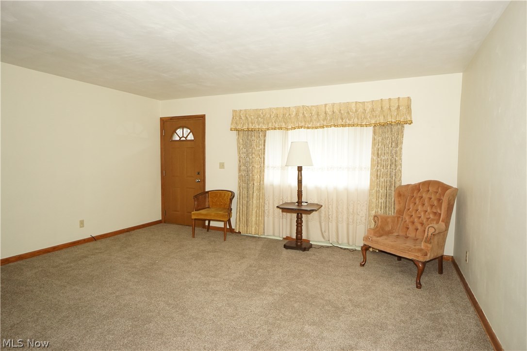 1799 Mathews Road Youngstown, OH 44514 - Photo 4 of 26 Gallery Image 4