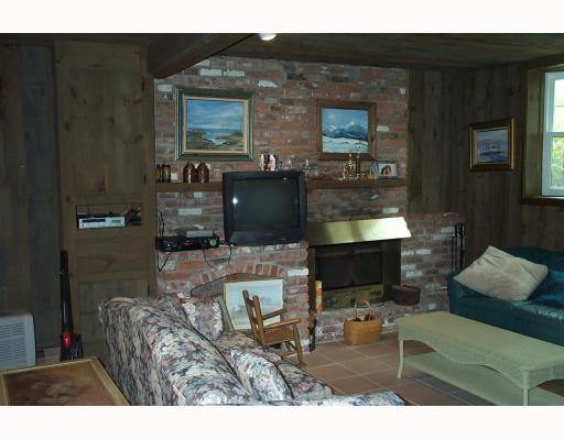 61 Rockridge Road Lincoln, RI 02865 - Photo 8 of 12 Den/Family/Great Room.
