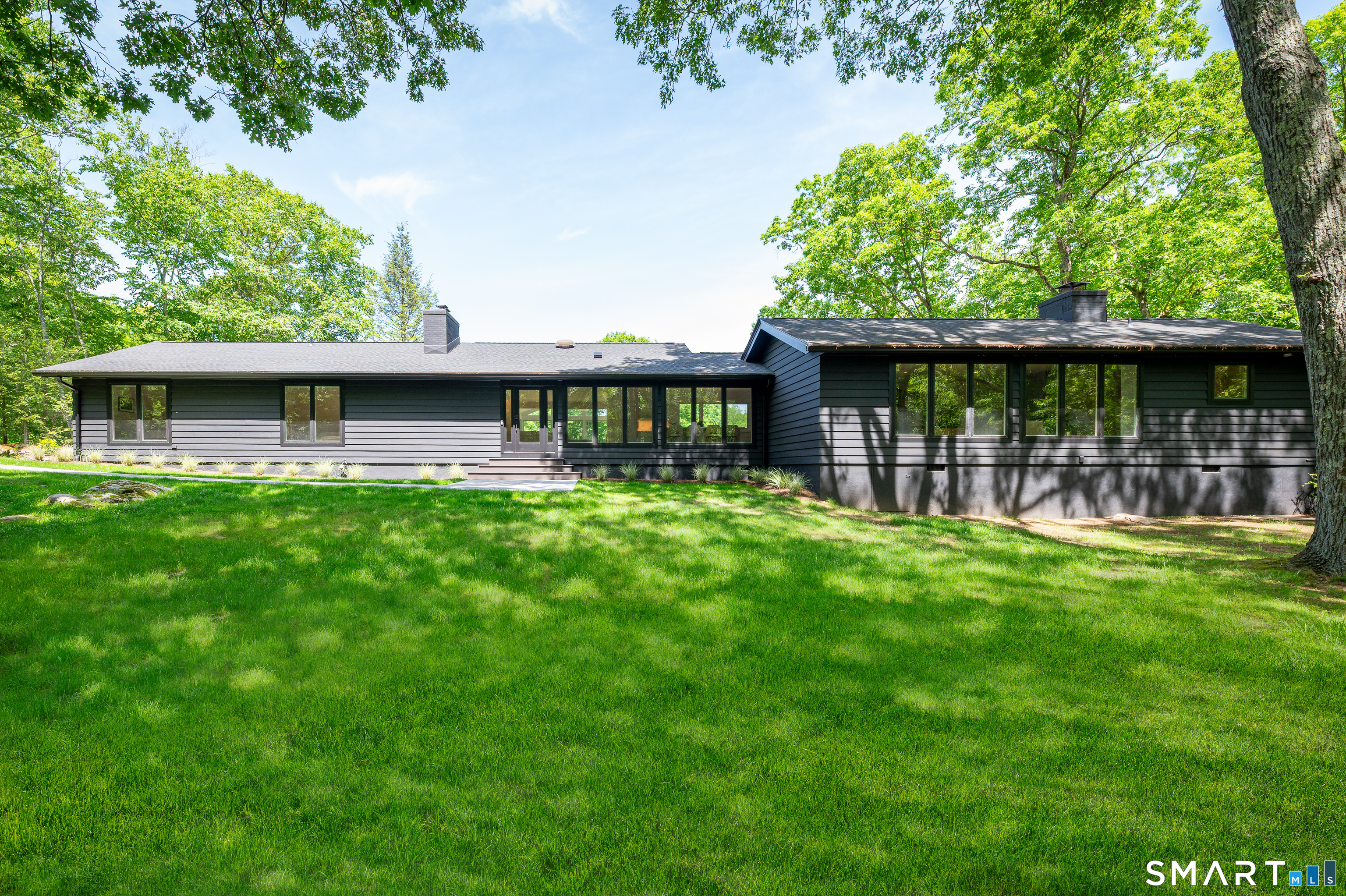 198 Woodchuck Road Stamford, CT 06903 - Photo 23 of 28