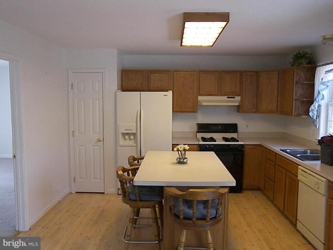 504 Decatur Road Stafford, VA 22554 - Photo 10 of 19 Kitchen #2