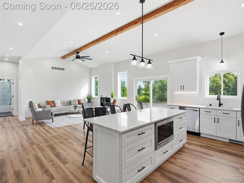 77850 Angling Road Richmond, MI 48062 - Photo 19 of 54
