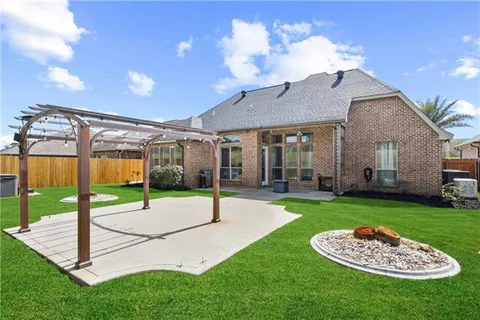 $425,000 | 273 Cypress Lakes Drive, Slidell, LA 70458