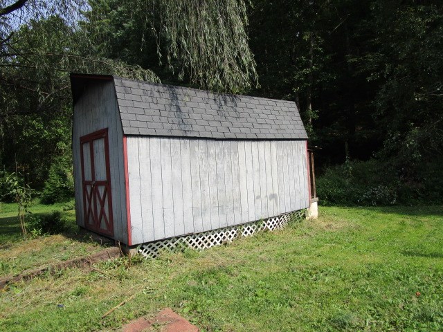 40 Lower Yard Road Millboro, VA 24460 - Photo 13 of 14 Gallery Image 13