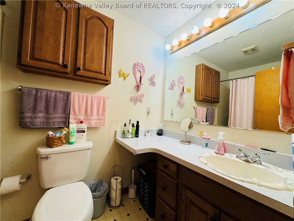 4067 Sandhill Road Point Pleasant, WV 25550 - Photo 30 of 41 Gallery Image 30