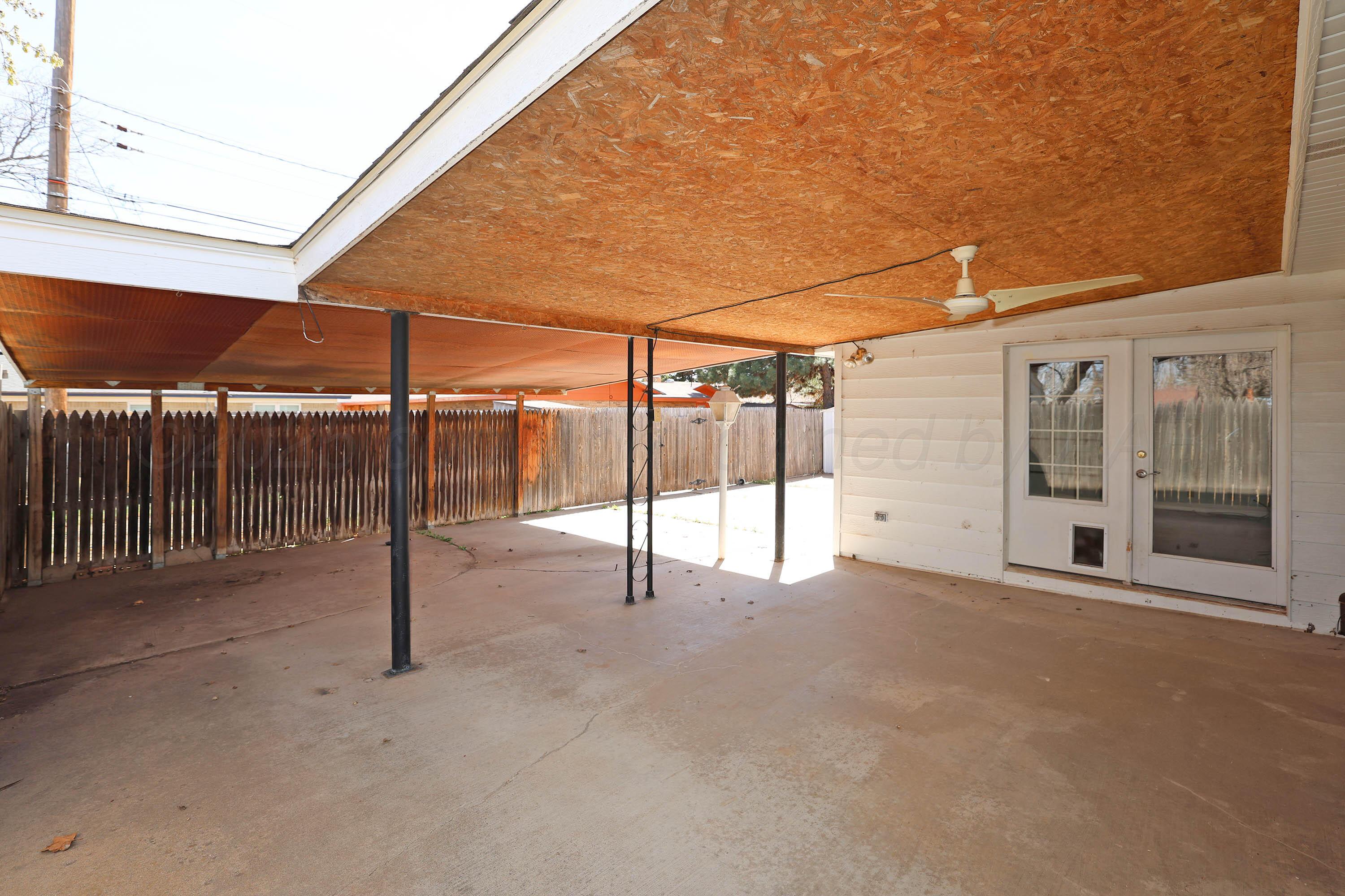 5127 Royce Drive Amarillo, TX 79110 - Photo 23 of 30 23-Back Patio