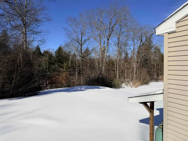 $2,500 | 98 Ledge Hill Road, Tuftonboro, NH 03816