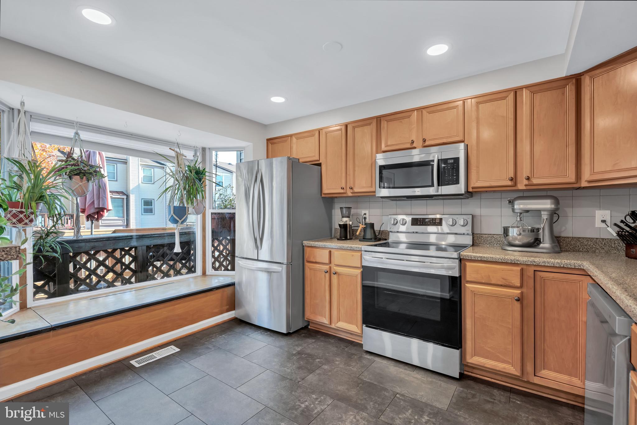 7357 Springleigh Way Alexandria, VA 22315 - Photo 23 of 30 Gallery Image 23