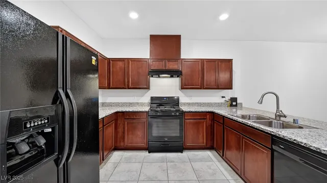 $1,975 | 3193 Brynley Avenue, Henderson, NV 89044