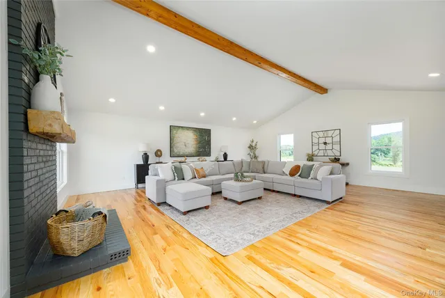 $875,000 | 327 Hynes Road, Poughquag, NY 12570