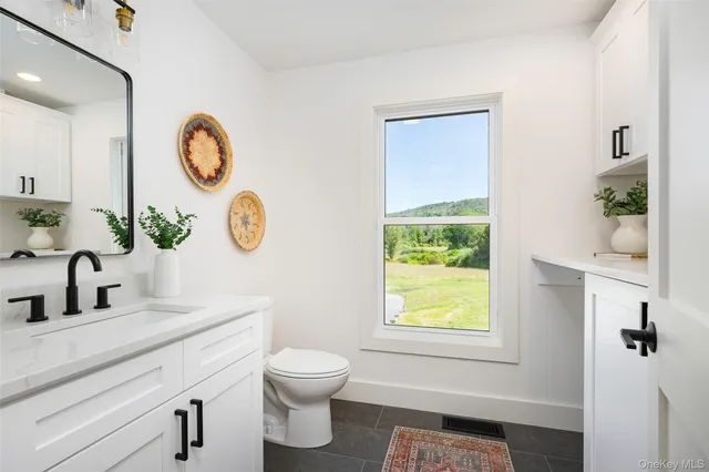 $875,000 | 327 Hynes Road, Poughquag, NY 12570