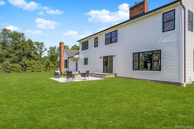 $875,000 | 327 Hynes Road, Poughquag, NY 12570