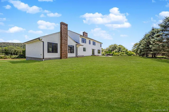 $875,000 | 327 Hynes Road, Poughquag, NY 12570