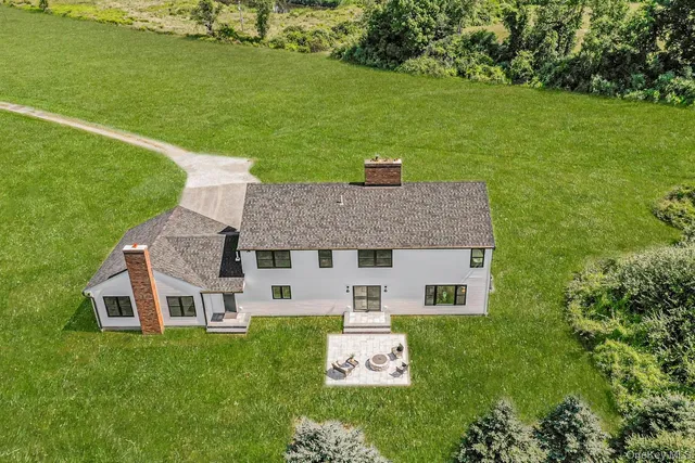 $875,000 | 327 Hynes Road, Poughquag, NY 12570