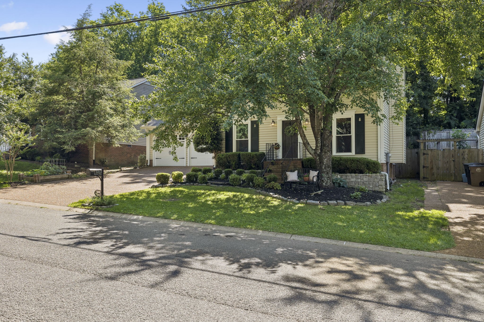 5313 Hunters Ridge Nashville, TN 37211 - Photo 3 of 46 Gallery Image 3