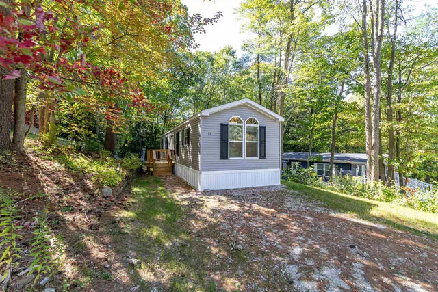 $169,900 | 15 Sullivan Drive, Allenstown, NH 03275