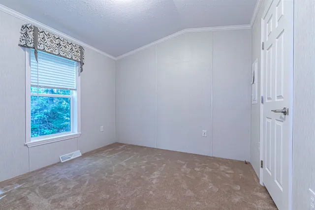 $169,900 | 15 Sullivan Drive, Allenstown, NH 03275