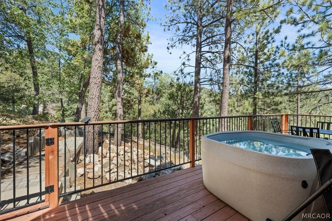 1309 Ridge Road Fawnskin, CA 92333 - Photo 42 of 51 Gallery Image 42