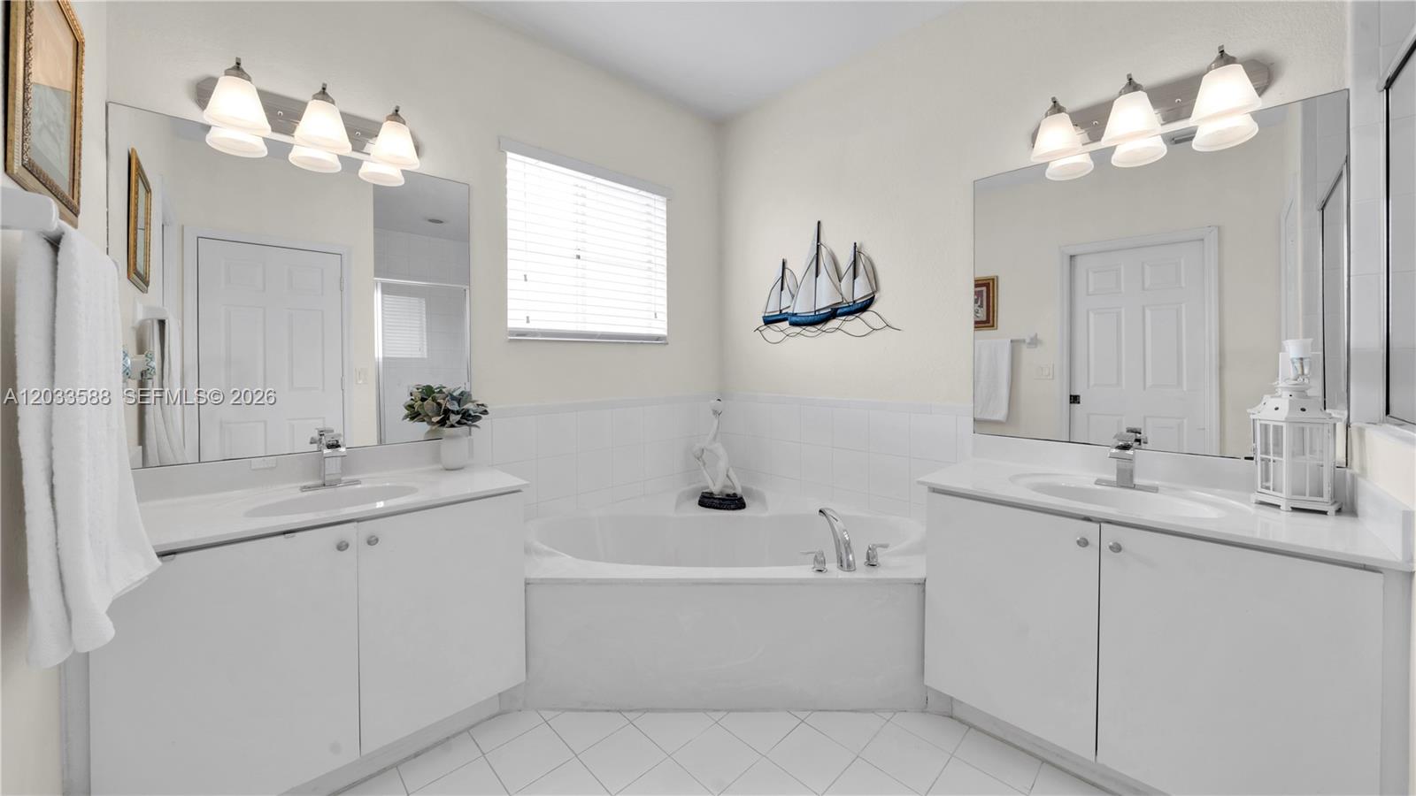 16590 Southwest 70th Street Miami, FL 33193 - Photo 30 of 53