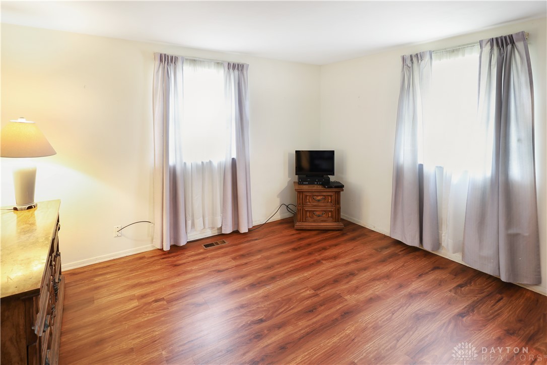 4670 Powell Road Huber Heights, OH 45424 - Photo 24 of 32 Gallery Image 24