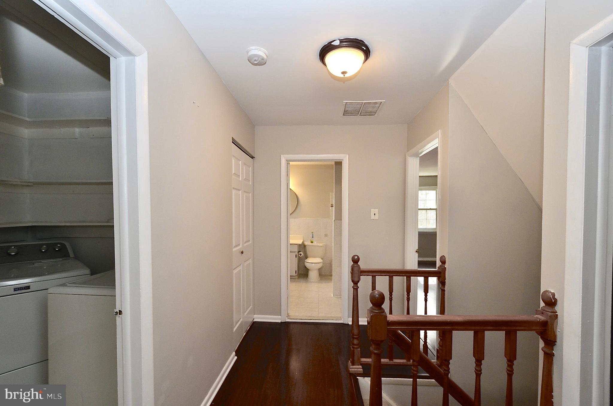 16 Buttonwood Road Voorhees, NJ 08043 - Photo 17 of 17 Hallway
