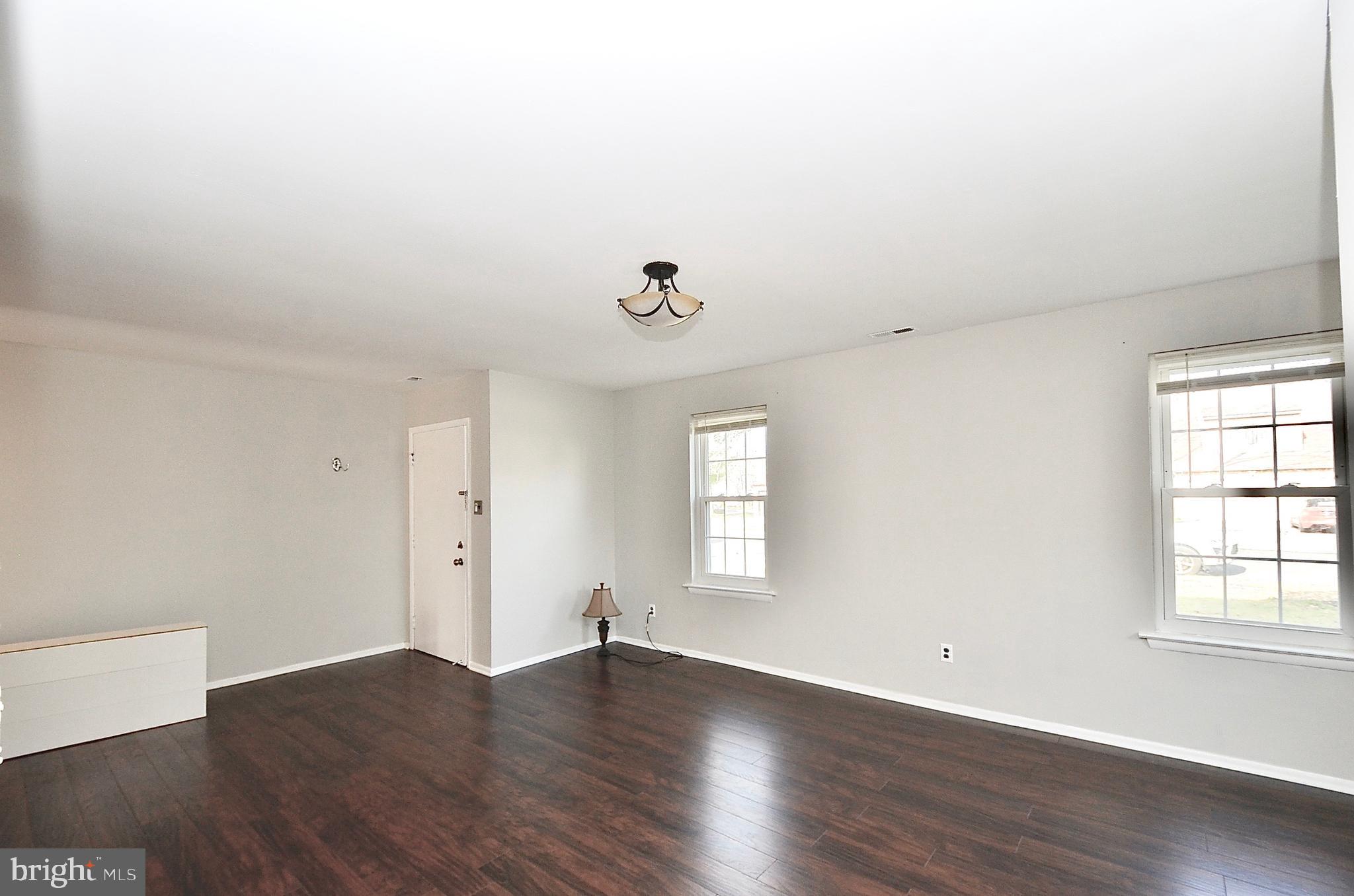 16 Buttonwood Road Voorhees, NJ 08043 - Photo 6 of 17 Family Room